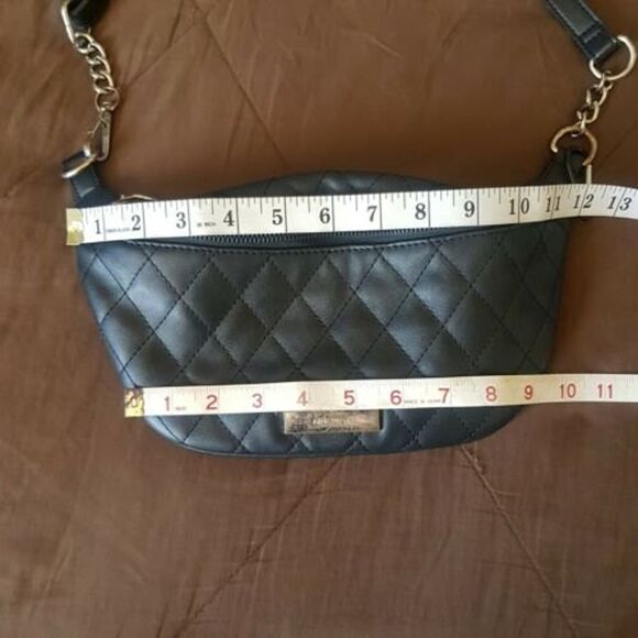 Nine West Waist Wallet Belt Bag Pouch Black Quilted Diamond Purse - Picture 10 of 16